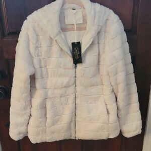 BELLIVERA Womens XLarge Coat W/ Hood White Soft Very  Silky NWT